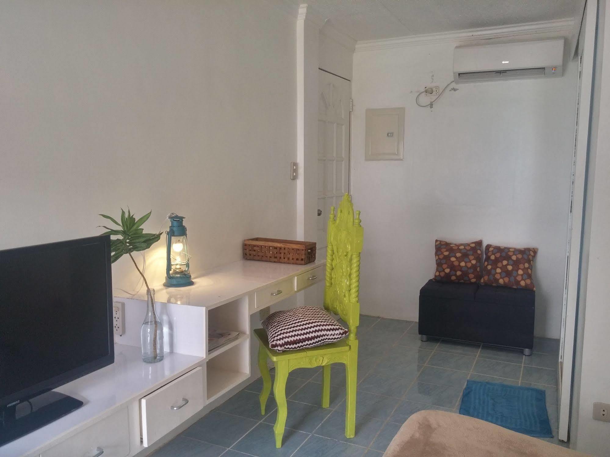812 Angol Boracay Malay Exterior foto